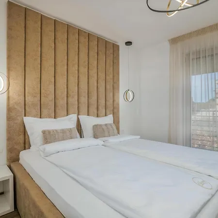 Divina With Heated Pool Villa